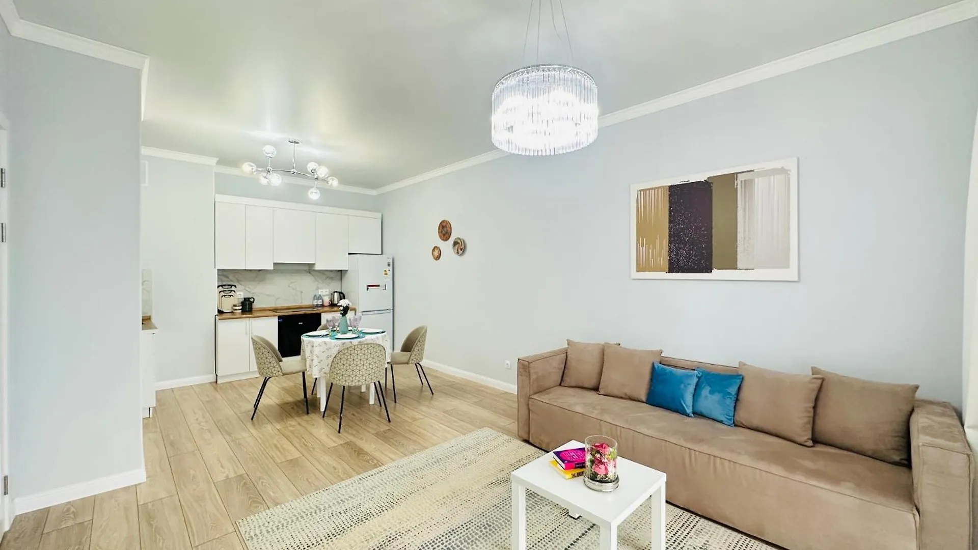 Grand Turan Luxe Apartments Nur-Sultan   Nur-Sultan (Astana)